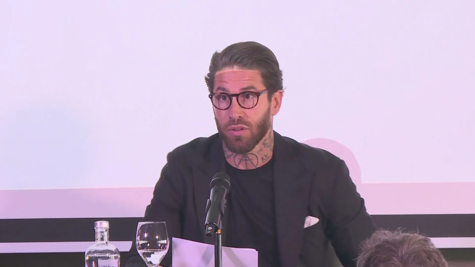 Sergio Ramos se defiende: "No venimos a estafar, sino a ayudar al Sevilla en su peor época"